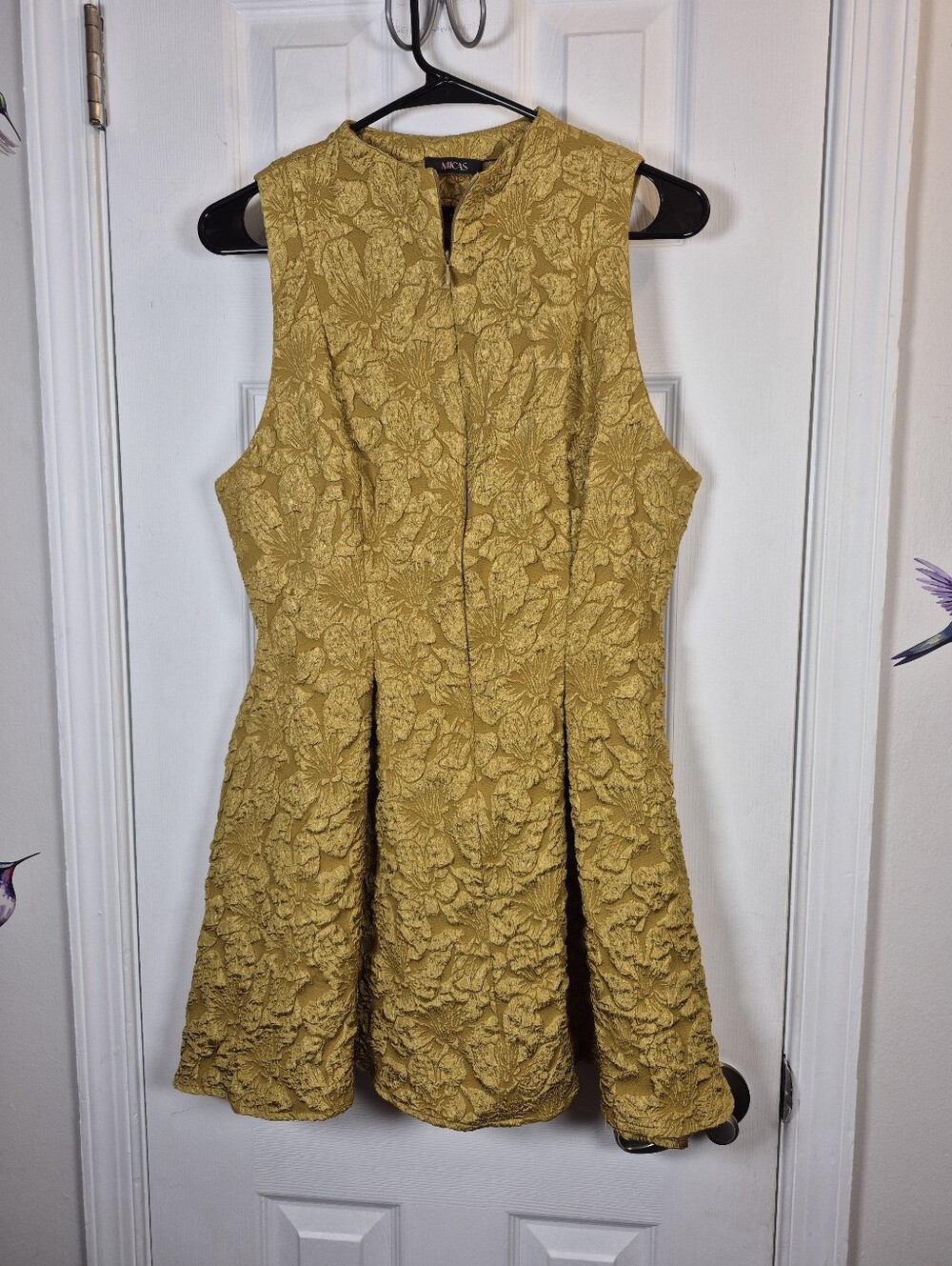 Micas Gold Jacquard Fit Flare Mock Neck Sleeveless Mini Ruched Dress Luxe NEW - Picture 2 of 6
